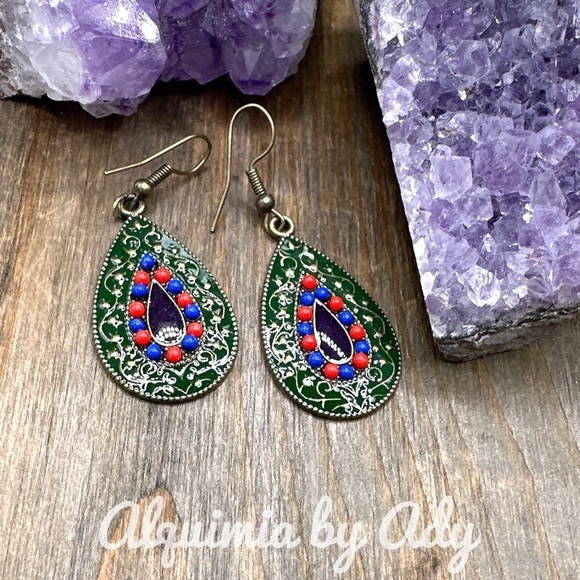 Coral Lapis lazuli Victorian Dangle earrings in rustic brass cloisonné - Picture 1 of 7